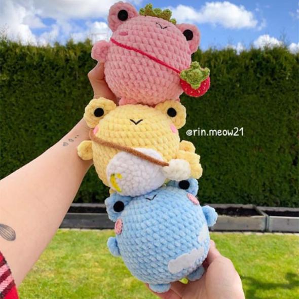 Пухленькие лягушки крючком