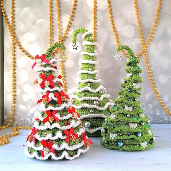 Вязаная новогодняя ёлочка крючком