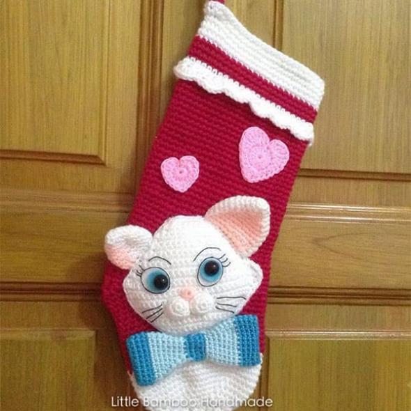 Вязаный рождественский носок крючком