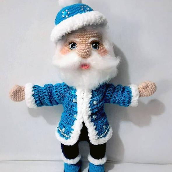 Вязаный Дед Мороз крючком