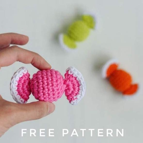 Вязаная конфета крючком