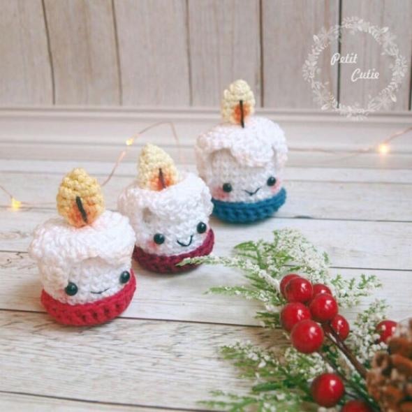 Вязаная новогодняя свеча крючком