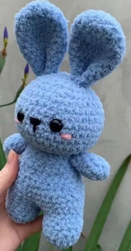 Амигуруми плюшевый кролик крючком
